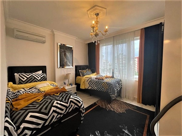 اثاث انيق - شقة غرفتين وصالة ضمن مجمع -في توسمور / الانيا 