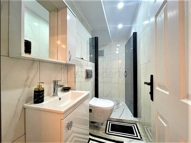 اثاث انيق - شقة غرفتين وصالة ضمن مجمع -في توسمور / الانيا 