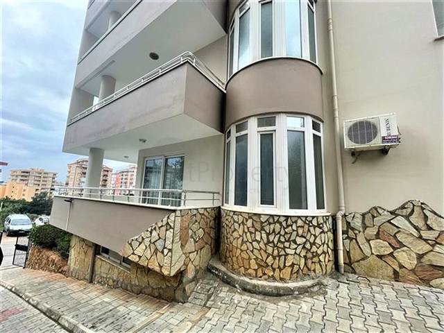 اثاث انيق - شقة غرفتين وصالة ضمن مجمع -في توسمور / الانيا 