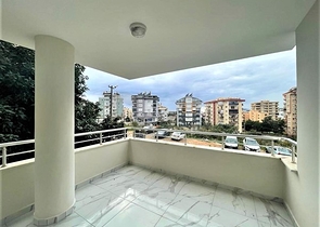 اثاث انيق - شقة غرفتين وصالة ضمن مجمع -في توسمور / الانيا 