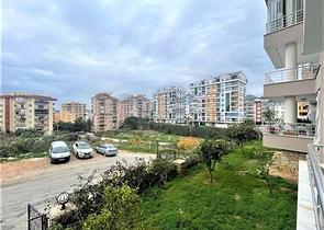 اثاث انيق - شقة غرفتين وصالة ضمن مجمع -في توسمور / الانيا 