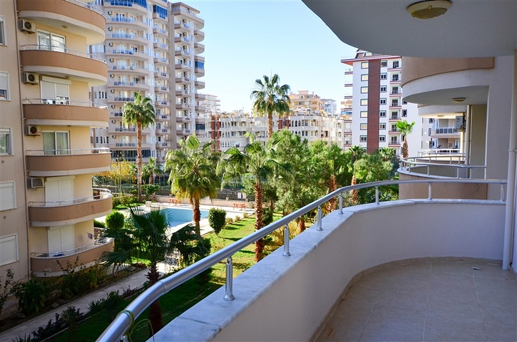 قريبة من البحر والاسواق -شقة 2 غرفة وصالة مفروشة -في محمودلار / الانيا 