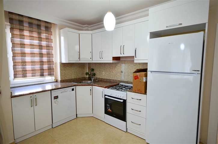 قريبة من البحر والاسواق -شقة 2 غرفة وصالة مفروشة -في محمودلار / الانيا 