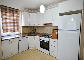 قريبة من البحر والاسواق -شقة 2 غرفة وصالة مفروشة -في محمودلار / الانيا 