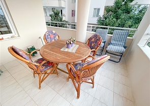 شقق للبيع في توسمور - غرفتيين وصالة مفروشة -ضمن مجمع سكني -مدينة الانيا 