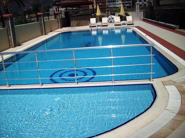 غرفتين وصالة مفروشة - ضمن مجمع - في محمودلار / الانيا 