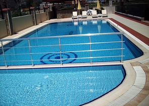 غرفتين وصالة مفروشة - ضمن مجمع - في محمودلار / الانيا 