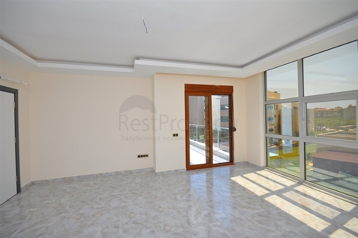 جانب المشفى الحكومي في الانيا - شقة 2 غرفة وصالة ضمن مجمع حديث في اوبا / الانيا 