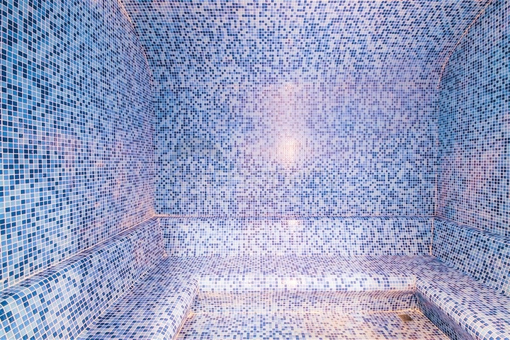 شقة على البحر مباشرة -مجمع حديث - في محمودلار / الانيا 