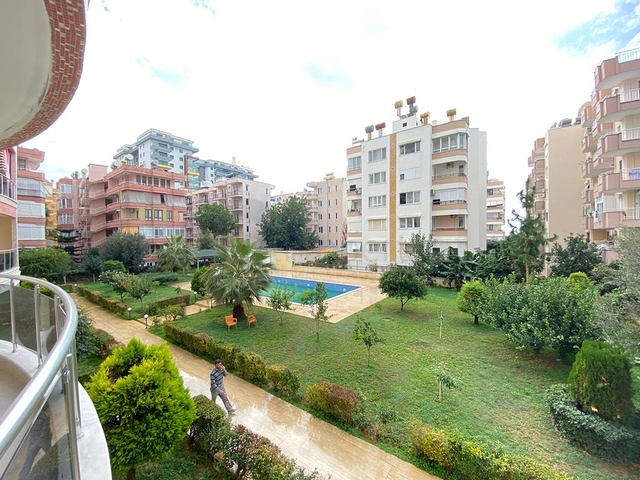 قريبة من البحر - شقة غرفتين وصالة - مفروشة - في محمودلار / الانيا 