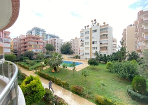 قريبة من البحر - شقة غرفتين وصالة - مفروشة - في محمودلار / الانيا 