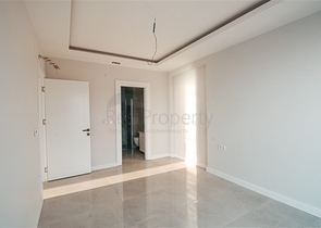 اطلالة بحر مباشرة -شقة غرفتين وصالة ضمن مجمع فاخر -في محمودلار/ الانيا 