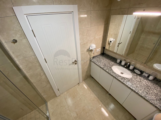 دوبلكس واسعة - ضمن مجمع سكني عائلي في اوبا / الانيا 