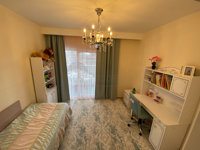 دوبلكس واسعة - ضمن مجمع سكني عائلي في اوبا / الانيا 