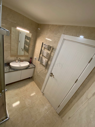 دوبلكس واسعة - ضمن مجمع سكني عائلي في اوبا / الانيا 