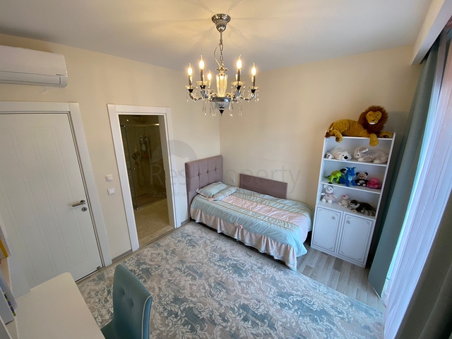 دوبلكس واسعة - ضمن مجمع سكني عائلي في اوبا / الانيا 