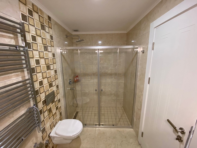 دوبلكس واسعة - ضمن مجمع سكني عائلي في اوبا / الانيا 