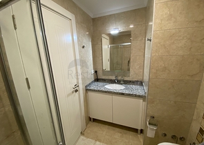 دوبلكس واسعة - ضمن مجمع سكني عائلي في اوبا / الانيا 