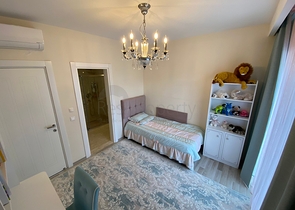 دوبلكس واسعة - ضمن مجمع سكني عائلي في اوبا / الانيا 