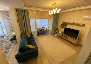 دوبلكس واسعة - ضمن مجمع سكني عائلي في اوبا / الانيا 