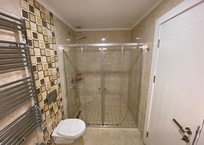 دوبلكس واسعة - ضمن مجمع سكني عائلي في اوبا / الانيا 