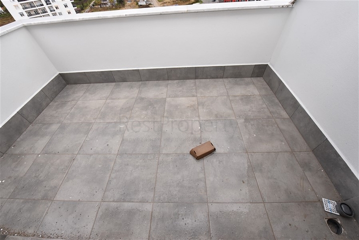 مجمع فاخر - دوبلكس 3 غرف وصالة -في افسلار / الانيا 