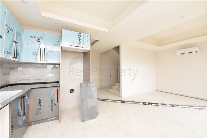 مجمع فاخر - دوبلكس 3 غرف وصالة -في افسلار / الانيا 