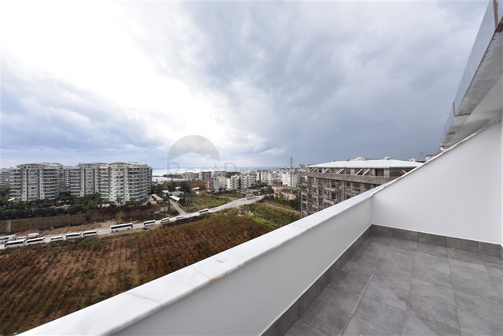 مجمع فاخر - دوبلكس 3 غرف وصالة -في افسلار / الانيا 