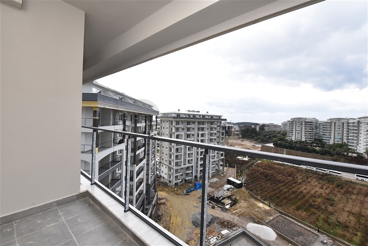 مجمع فاخر - دوبلكس 3 غرف وصالة -في افسلار / الانيا 