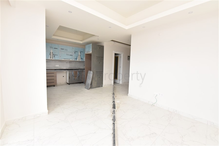 مجمع فاخر - دوبلكس 3 غرف وصالة -في افسلار / الانيا 