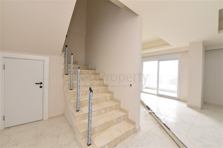 مجمع فاخر - دوبلكس 3 غرف وصالة -في افسلار / الانيا 