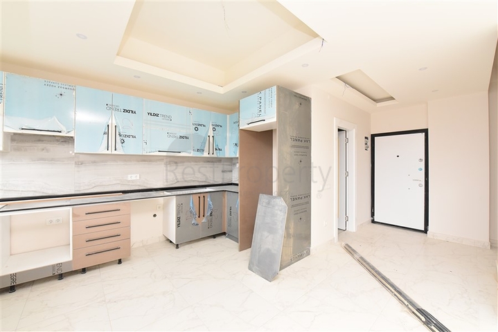 مجمع فاخر - دوبلكس 3 غرف وصالة -في افسلار / الانيا 