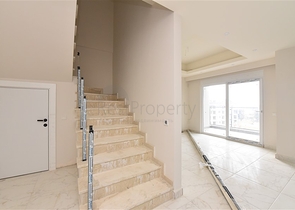 مجمع فاخر - دوبلكس 3 غرف وصالة -في افسلار / الانيا 