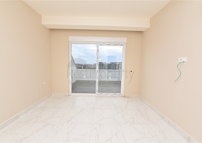 مجمع فاخر - دوبلكس 3 غرف وصالة -في افسلار / الانيا 