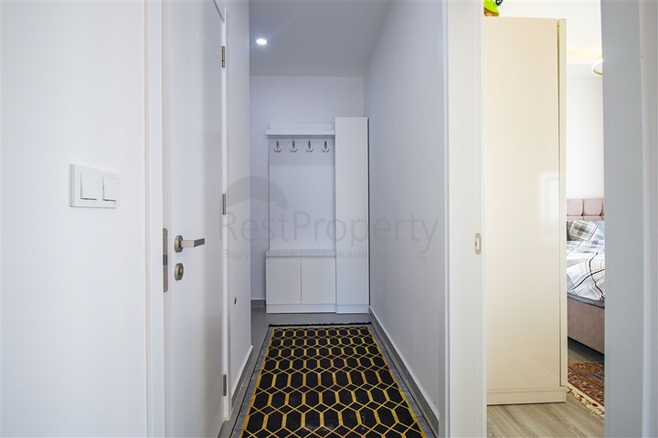 شقة غرفة وصالة مفروشة - ضمن مجمع حديث - في محمودلار / الانيا 