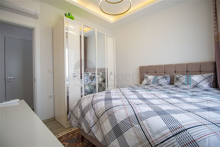 شقة غرفة وصالة مفروشة - ضمن مجمع حديث - في محمودلار / الانيا 