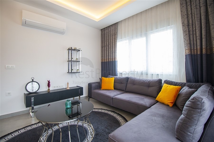 شقة غرفة وصالة مفروشة - ضمن مجمع حديث - في محمودلار / الانيا 