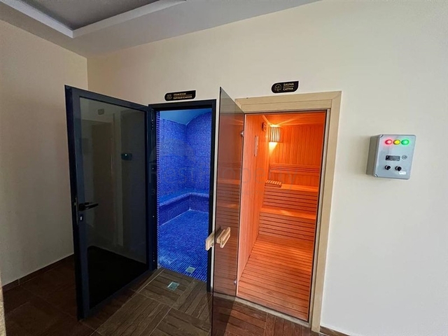 شقة غرفة وصالة مفروشة - ضمن مجمع حديث - في محمودلار / الانيا 