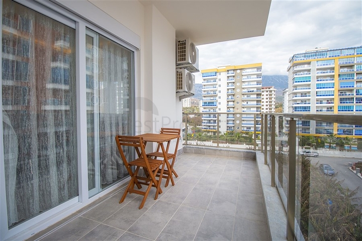 شقة غرفة وصالة مفروشة - ضمن مجمع حديث - في محمودلار / الانيا 