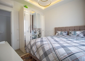 شقة غرفة وصالة مفروشة - ضمن مجمع حديث - في محمودلار / الانيا 