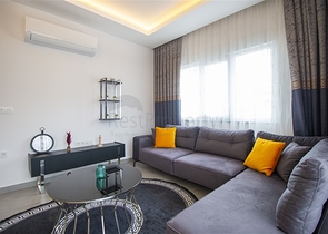 شقة غرفة وصالة مفروشة - ضمن مجمع حديث - في محمودلار / الانيا 