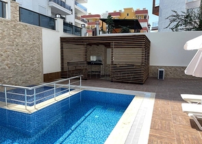 شقة غرفة وصالة مفروشة - ضمن مجمع حديث - في محمودلار / الانيا 