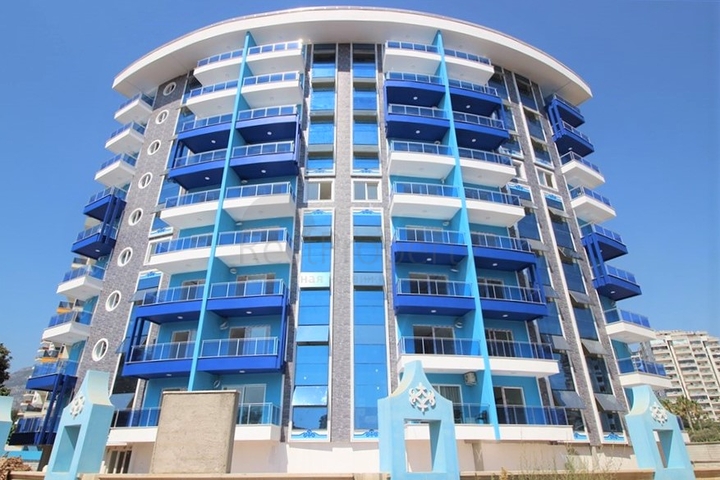 شقة غرفتين وصالة -مجمع حديث - في محمودلار/ الانيا 