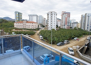 شقة غرفتين وصالة -مجمع حديث - في محمودلار/ الانيا 