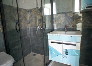 شقة غرفتين وصالة -مجمع حديث - في محمودلار/ الانيا 