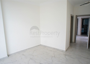 شقة غرفتين وصالة -مجمع حديث - في محمودلار/ الانيا 