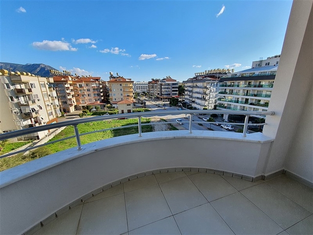 شقق للبيع في اوبا - دوبلكس 4 غرف وصالة مفروشة -قريبة من البحر - اوبا / الانيا 