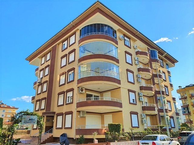 شقق للبيع في اوبا - دوبلكس 4 غرف وصالة مفروشة -قريبة من البحر - اوبا / الانيا 