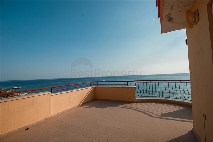 اطلالة بحر مباشرة -دوبلكس 3 غرف وصالة -في محمودلار / الانيا