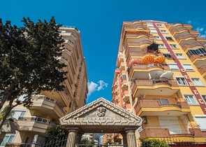 اطلالة بحر مباشرة -دوبلكس 3 غرف وصالة -في محمودلار / الانيا